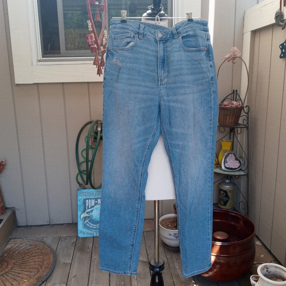 American Eagle Outfitters Straight Leg Jeans - Light Blue